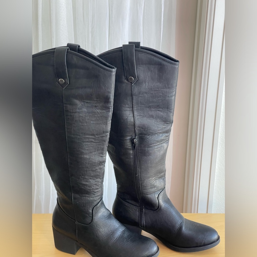 London Fog Black Heeled Boots